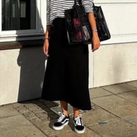 Vans Black and White Sneakers - Picture 8 of 9